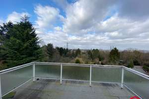 helle Maisonette-Wohnung mit Blick auf den Henninger Turm – 60599 Sachsenhausen-Süd, Frankfurt am Main – Vorschaubild 13