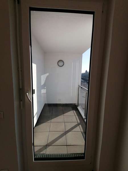 sonniger Balkon 
