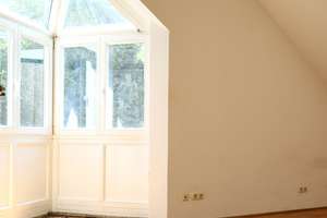 Dachgeschoss mit Potenzial:  Raum für Ihre Ideen und mit einer kleinen Dachterrasse !  – Kornwegerstr. 25B, 81375 Neuhadern, München – Vorschaubild 7