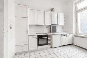 BOULEVARD-FLAIR & ALTBAU-CHARME - 2 Zimmer, die Adolfsallee vor der Tür | Wiesbaden – Die vollständige Adresse der Immobilie erhältst du vom Anbieter., 65185 Mitte, Wiesbaden – Vorschaubild 5
