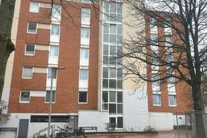 Schöne Etagenwohnung mit großen Balkon in Hannover zu verkaufen – Die vollständige Adresse der Immobilie erhältst du vom Anbieter., 30627 Groß-Buchholz, Hannover – Vorschaubild 2