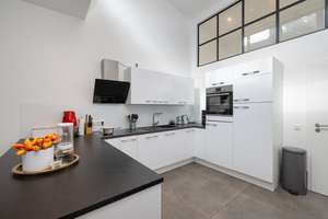 Exklusive Loftwohnung mit hohen Decken in ruhiger Innenhoflage nahe der Fuggerei – Die vollständige Adresse der Immobilie erhältst du vom Anbieter., 86152 Jakoberstadt-Süd, Augsburg – Vorschaubild 4