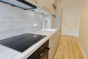 Erstbezug nach Sanierung! Super WG tauglich! inkl EBK! 2-ZKB Wohnung mit Balkon *Provisionsfrei! – Die vollständige Adresse der Immobilie erhältst du vom Anbieter., 81243 Pasing, München – Vorschaubild 13