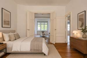 Altbaujuwel mit Charme, Geschichte und Entwicklungspotenzial – Dreifamilienhaus Frankfurt-Seckbach – 60389 Seckbach, Frankfurt am Main – Vorschaubild 2