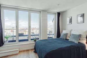 Möbliertes Studio im Dachgeschoss mit Terrasse im Herzen vom Prenzlauer Berg – Schwedter Straße 75, 10435 Prenzlauer Berg, Berlin – Vorschaubild 10