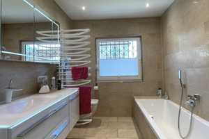 Luxuriöser Winkelbungalow mit beheizbarem Pool – Mannheim – Vorschaubild 12