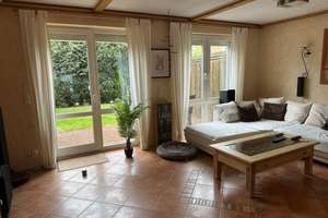 Schönes und gepflegtes 5 Zimmer Mittelreihenhaus mit Carport – Die vollständige Adresse der Immobilie erhältst du vom Anbieter., 21035 Neuallermöhe, Hamburg – Vorschaubild 2