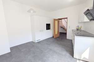 Große Maisonettewohnung  mit Einbauküche und saniertem TL-Bad – Die vollständige Adresse der Immobilie erhältst du vom Anbieter., 76137 Südstadt, Karlsruhe – Vorschaubild 3