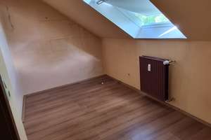 Große Dachgeschosswohnung mit Stellplatz – Die vollständige Adresse der Immobilie erhältst du vom Anbieter., 45886 Ückendorf, Gelsenkirchen – Vorschaubild 8