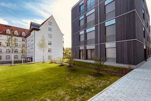 Stilvolle 2,5-Zimmer-Erdgeschosswohnung mit Garten