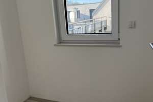 Licht, Luft & Freiheit: 3 Zimmer mit 2 Terrassen! – Grünauer Straße 28, 12524 Altglienicke, Berlin – Vorschaubild 15