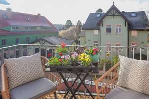 +++ Traumhafte Maisonettewohnung im Landhausstil mit Balkon, Parkett und Kamin +++ – Die vollständige Adresse der Immobilie erhältst du vom Anbieter., 1465 Langebrück, Dresden – Vorschaubild 8