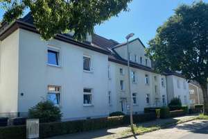 * Frei ab 01.10.2026 ! * Sonnige & geräumige 3,5 Raum- Wohnung mit Garten ! * Provisionsfrei ! *