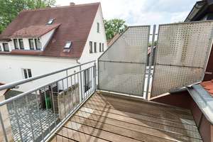 Sanierter Altbau mit Küche, Balkon und zwei Badezimmern – Die vollständige Adresse der Immobilie erhältst du vom Anbieter., 91058 Bachfeld, Erlangen – Vorschaubild 11