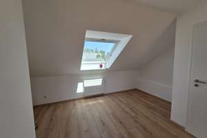 Modernes Reihenendhaus mit schönem Garten im familiären Umfeld  – Die vollständige Adresse der Immobilie erhältst du vom Anbieter., 30629 Misburg-Nord, Hannover – Vorschaubild 8