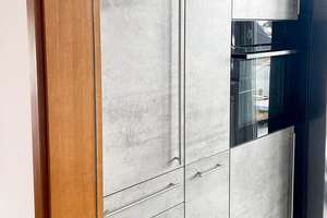 Helle großzügige 3 ZKB Dachwohnung mit sonniger Loggia und EBK zur Ablöse – Neuburger Straße 269, 86169 Hammerschmiede, Augsburg – Vorschaubild 5