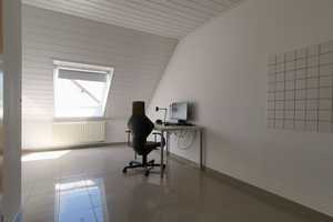 Geräumiges, preiswertes und neuwertiges 6-Zimmer-Reihenhaus mit gehobener Innenausstattung – Jakob-Locher-Straße 000, 89584 Alb-Donau-Kreis – Vorschaubild 13