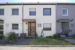 Charmantes Reihenmittelhaus mit Garten in ruhiger Lage von Heilbronn – Heilbronn – Vorschaubild 1
