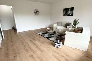 Bezug nach Renovierung I Moderne 2- Zimmer- Wohnung I Balkon m. Südausrichtung – Feldahornweg 37, 26127 Alexandersfeld, Oldenburg (Oldenburg) – Vorschaubild 2