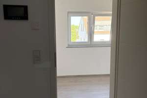 Moderne Doppelhaushälfte mit Garten und zwei Terrassen in Mainz-Laubenheim – Hans-Zöller-Straße 55a, 55130 Laubenheim, Mainz – Vorschaubild 17