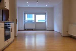 Renovierte Erdgeschosswohnung mit Einbauküche zu vermieten – Jenneweg 9, 66113 Stadtverband Saarbrücken (Kreis) – Vorschaubild 1