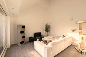 Moderne & edle Dachgeschosswohnung mit großem SÜD-Balkon (19m²) - 5 Gehminuten vom Feldmochinger See – Karlsfelder Str. 38 C, 80995 Feldmoching, München – Vorschaubild 2