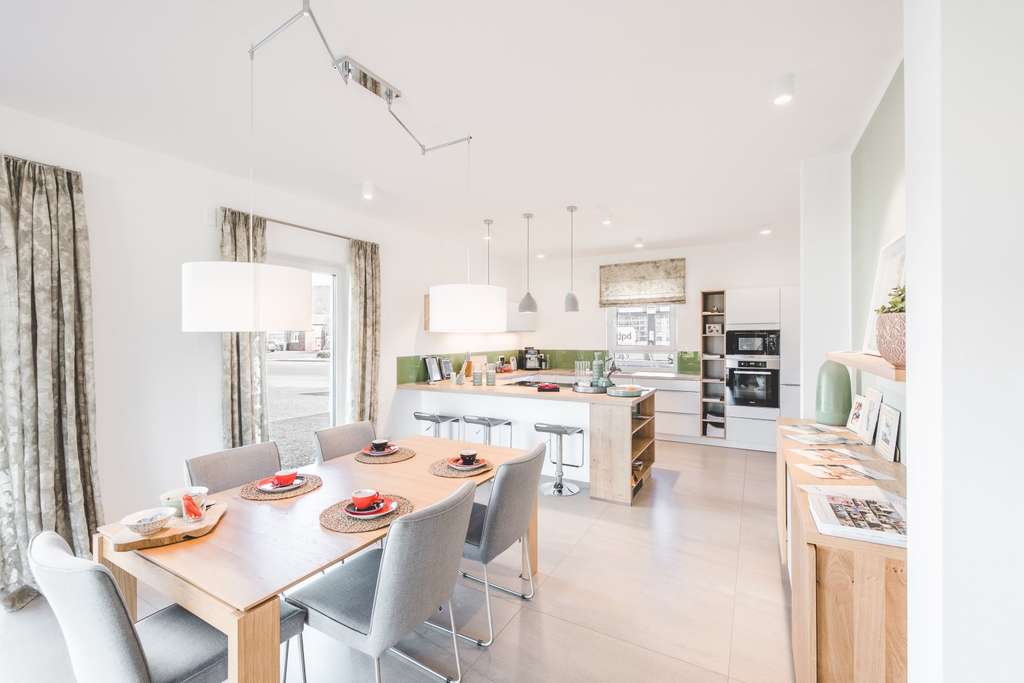 Immobilie in Hünxe - Einfach einziehen statt mühsam umbauen! inkl. Baugrundstück! - Bild 3