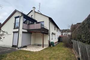 Schöne 4 Zimmerwohnung mit großen Balkon – Die vollständige Adresse der Immobilie erhältst du vom Anbieter., 81827 Waldtrudering, München – Vorschaubild 1