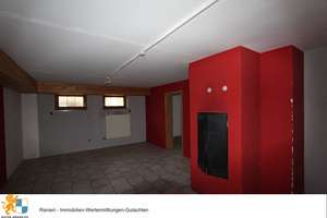 Großes Wohnhaus mit Doppelgarage und viel Potenzial in Neumarkt-Woffenbach – Die vollständige Adresse der Immobilie erhältst du vom Anbieter., 92318 Neumarkt in der Oberpfalz – Vorschaubild 38