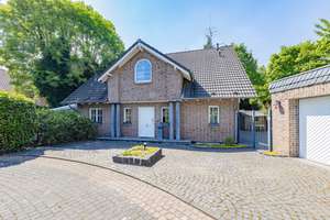 * Familienfreundliches Architektenhaus mit besonderem Wohnflair *