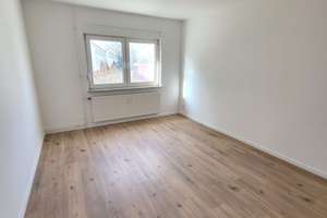 Lichtdurchflutete 2-Zimmer-Wohnung mit Balkon und modernem Bad! – Lindenstraße 35, 38448 Vorsfelde, Wolfsburg – Vorschaubild 5