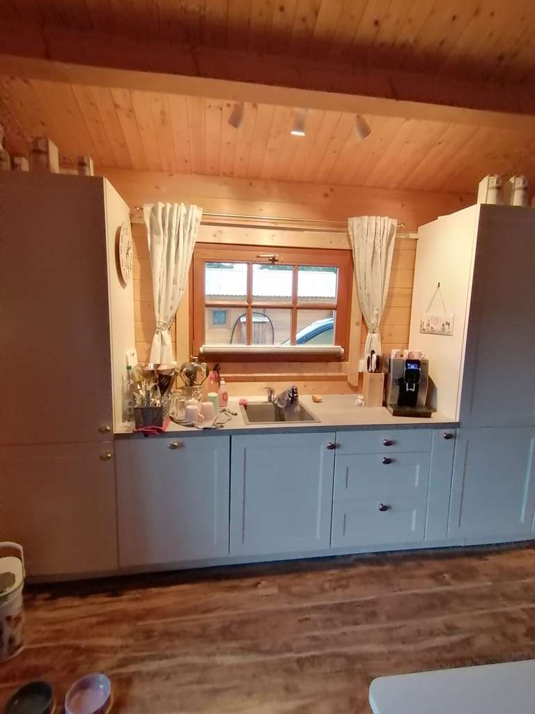 Immobilie in Eisenberg (Pfalz) - Wochenendhaus auf dem Campingplatz Ochsenbusch Park - Bild 3