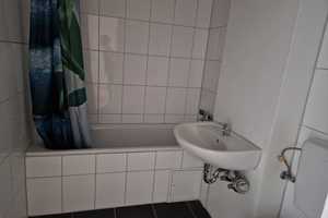 Helle 3-Zimmer-Wohnung mit Balkon *frisch renoviert* – Haaner Straße 72, 42719 Solingen – Vorschaubild 5