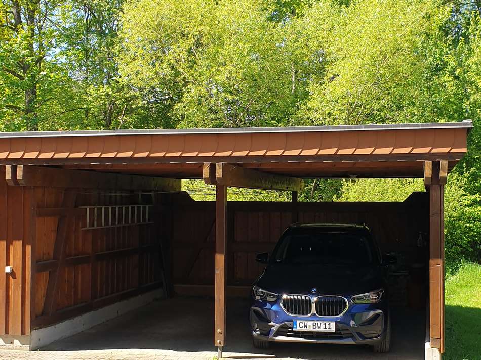 Carport mit Fahrradraum