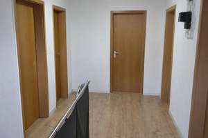 Einfamilienhaus mit Einliegerwohnung, Garten & Garage in Nufringen – ideal für Familien – Die vollständige Adresse der Immobilie erhältst du vom Anbieter., 71154 Nufringen – Vorschaubild 12