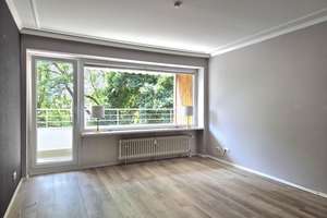 Helle 2-Zimmer-Wohnung mit zwei Balkonen, Tiefgaragenstellplatz und Blick ins Grüne – Die vollständige Adresse der Immobilie erhältst du vom Anbieter., 23562 Sankt Jürgen, Lübeck – Vorschaubild 2