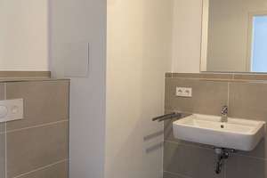 Schöne 3-Zimmer-Wohnung mit Terrasse/Balkon am Kieler Bootshafen  – Hafenstraße 19, 24103 Vorstadt, Kiel – Vorschaubild 6