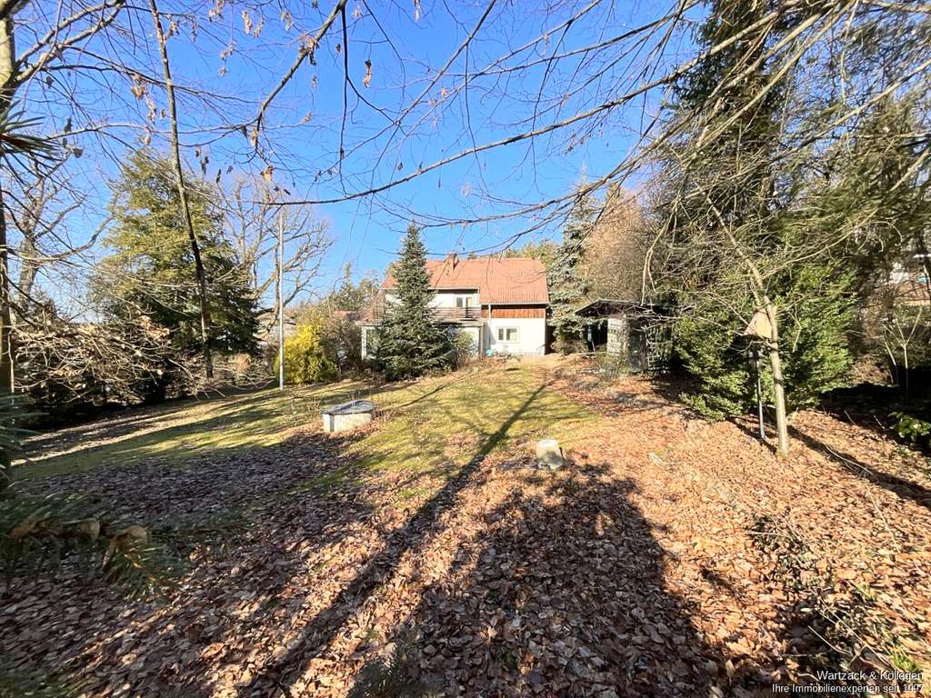 Immobilie in Roth - Ein Haus mit viel Platz 
für die ganze Familie und 
einem großartigen Grundstück! - Bild 0