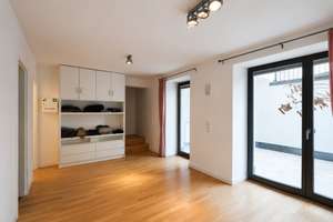 Stilvolle Maisonette-Wohnung in Bonns Südstadt – Nähe Rhein, flexibel gestaltbar! – Niebuhrstraße 6a, 53113 Gronau, Bonn – Vorschaubild 12
