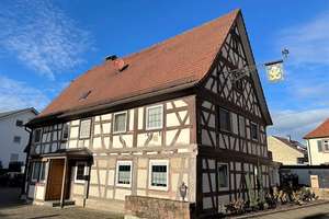 Fachwerkhaus mit Restaurant in denkmalgeschütztem historischem Gebäude und 4 Wohnungen – Die vollständige Adresse der Immobilie erhältst du vom Anbieter., 77885 Achern – Vorschaubild 3