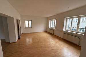11-Zimmer Haus mit Wohnen, Gewerbe/Büro und Garage in Heilbronner Kernstadt – Siebeneichgasse 12, 74072 Heilbronn, Heilbronn – Vorschaubild 3