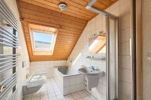 freist.  Ein-/bis Zweifamilienhaus mit schöner Weitsicht in Ruhiglage von Hennef-Winterscheid – Rhein-Sieg-Kreis – Vorschaubild 10