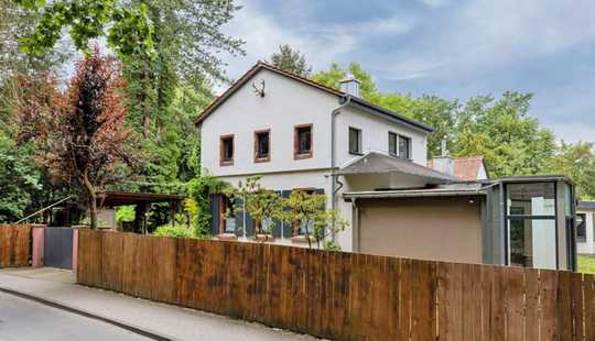 Bild von Geräumiges 7,5-Zi.-Haus mit Garage in Frankfurt-Oberrad, Bj. 1968