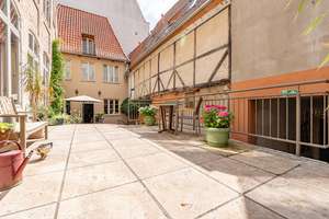 Hanseatisches Unikat von internationalem Rang: Festsaal, Rokosaal & Büro-/Wohnhaus   in der Altstadt – Die vollständige Adresse der Immobilie erhältst du vom Anbieter., 23552 Innenstadt, Lübeck – Vorschaubild 14