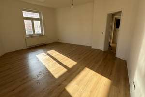 Große, helle 3-Zimmer-Wohnung in Geringswalde – ideal für Familien mit Kindern – Goldammerstraße 9, 9326 Geringswalde – Vorschaubild 4