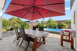 Einladender Bungalow mit modernem Ausbau und schönem Garten mit Pool – Die vollständige Adresse der Immobilie erhältst du vom Anbieter., 41189 Wickrathberg, Mönchengladbach – Vorschaubild 28