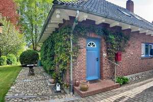 Bezugsfreies Einfamilienhaus mit Carport und 2.112 m² Grundstück // Wacken, Lindenallee – Lindenallee 4, 25596 Wacken – Vorschaubild 9