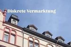 10396 - Modernisierte 3 Zimmerwohnung mit Balkon und Stellplatz