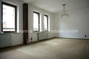 Charmantes Zweifamilienhaus mit vielfältigen Ausstattungsmerkmalen – Larochestraße 00, 63075 Offenbach am Main – Vorschaubild 19