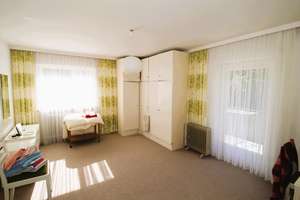 Erwecken Sie dieses Haus aus dem Dornröschen-Schlaf – Die vollständige Adresse der Immobilie erhältst du vom Anbieter., 65817 Eppstein – Vorschaubild 12